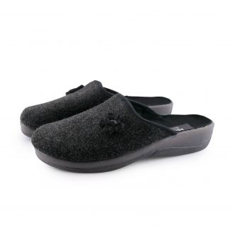 200-0102 Love4shoes Γυναικεία Παντόφλες Χειμερινές ΜΑΥΡΟ