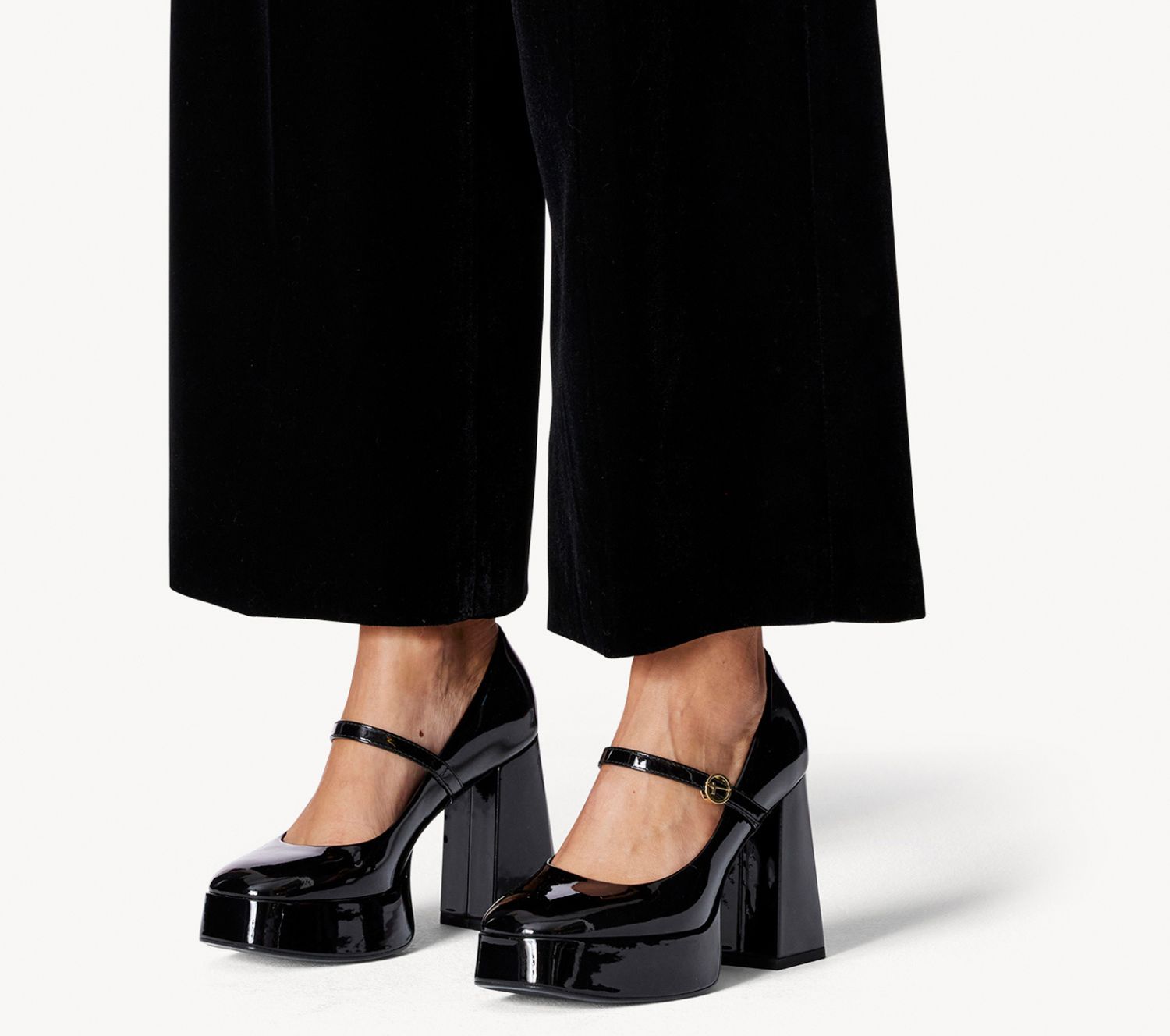 Mary Jane shoes και πως θα τα φορέσεις σωστά !